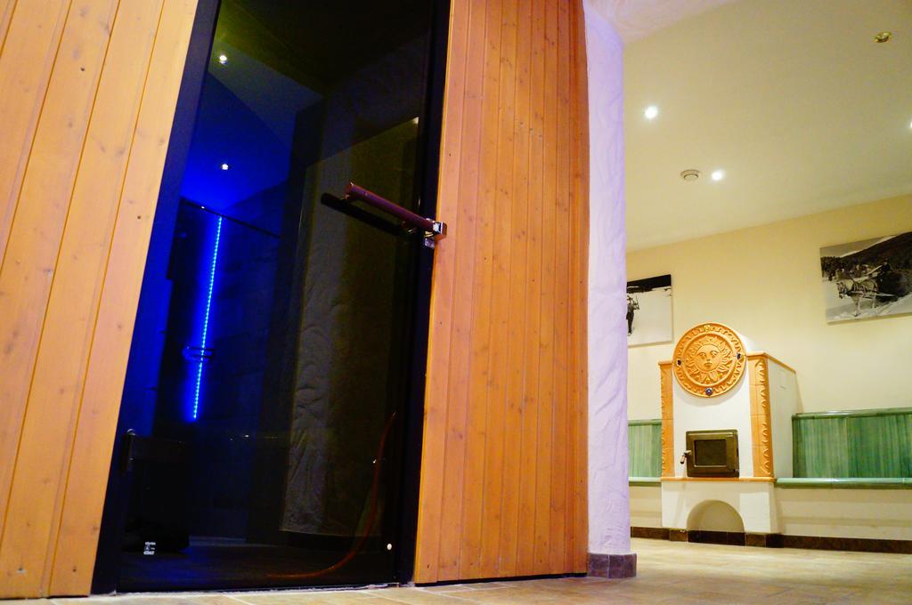 Hotel Garni Lamm Nauders Bagian luar foto