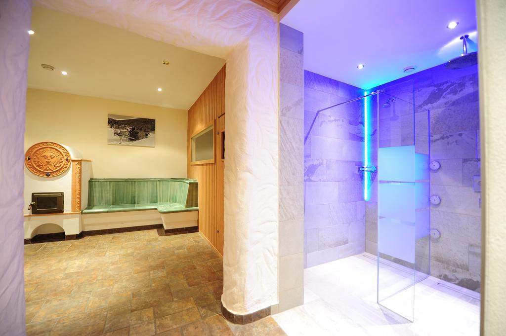 Hotel Garni Lamm Nauders Bagian luar foto